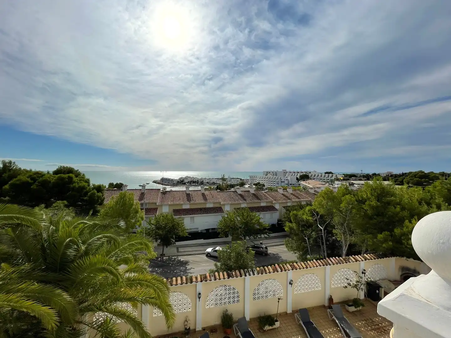 Vista exterior de Casa o xalet en venda en Alcalà de Xivert amb Aire condicionat, Calefacció i Jardí privat