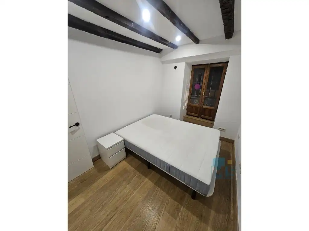 Bedroom of Flat for sale in Errenteria