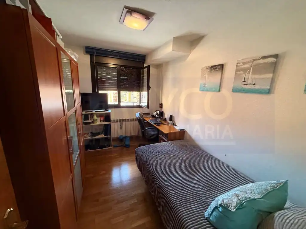 Habitación de Apartamento en venta en Villamediana de Iregua con Aire acondicionado