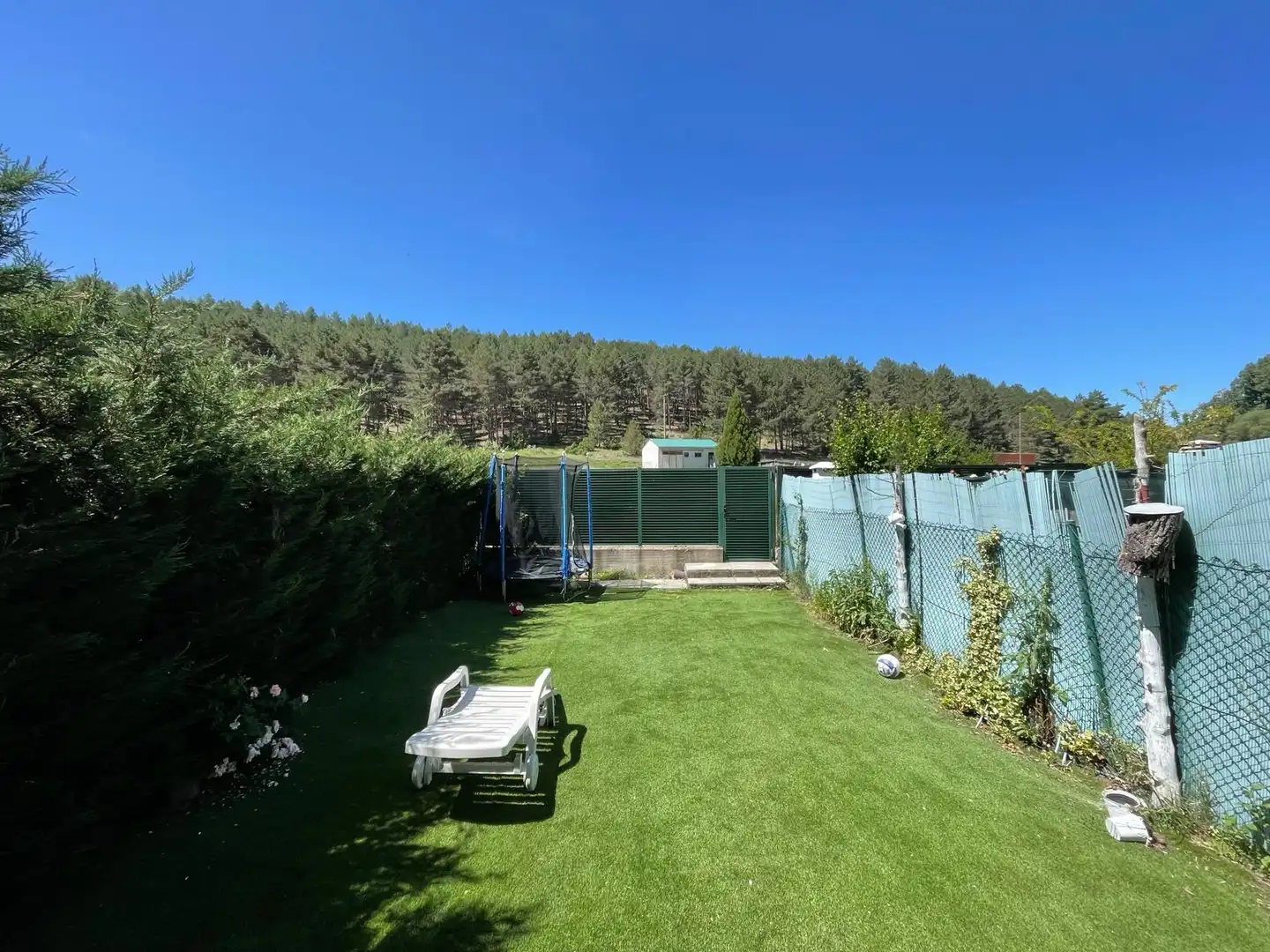 Jardín de Casa adosada en venta en San Leonardo de Yagüe con Calefacción, Jardín privado y Parquet