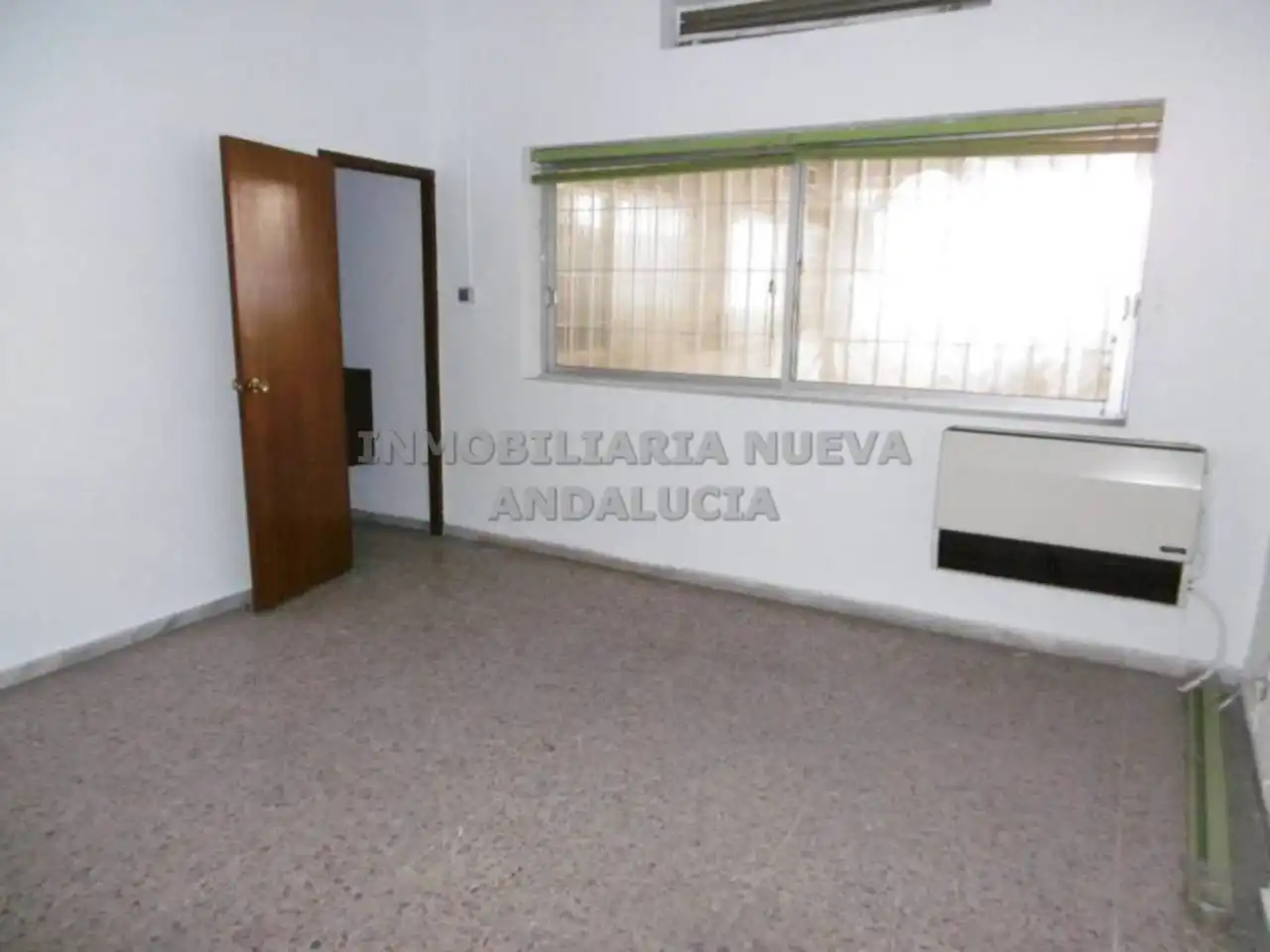 Office for rent in Oliveros - Altamira