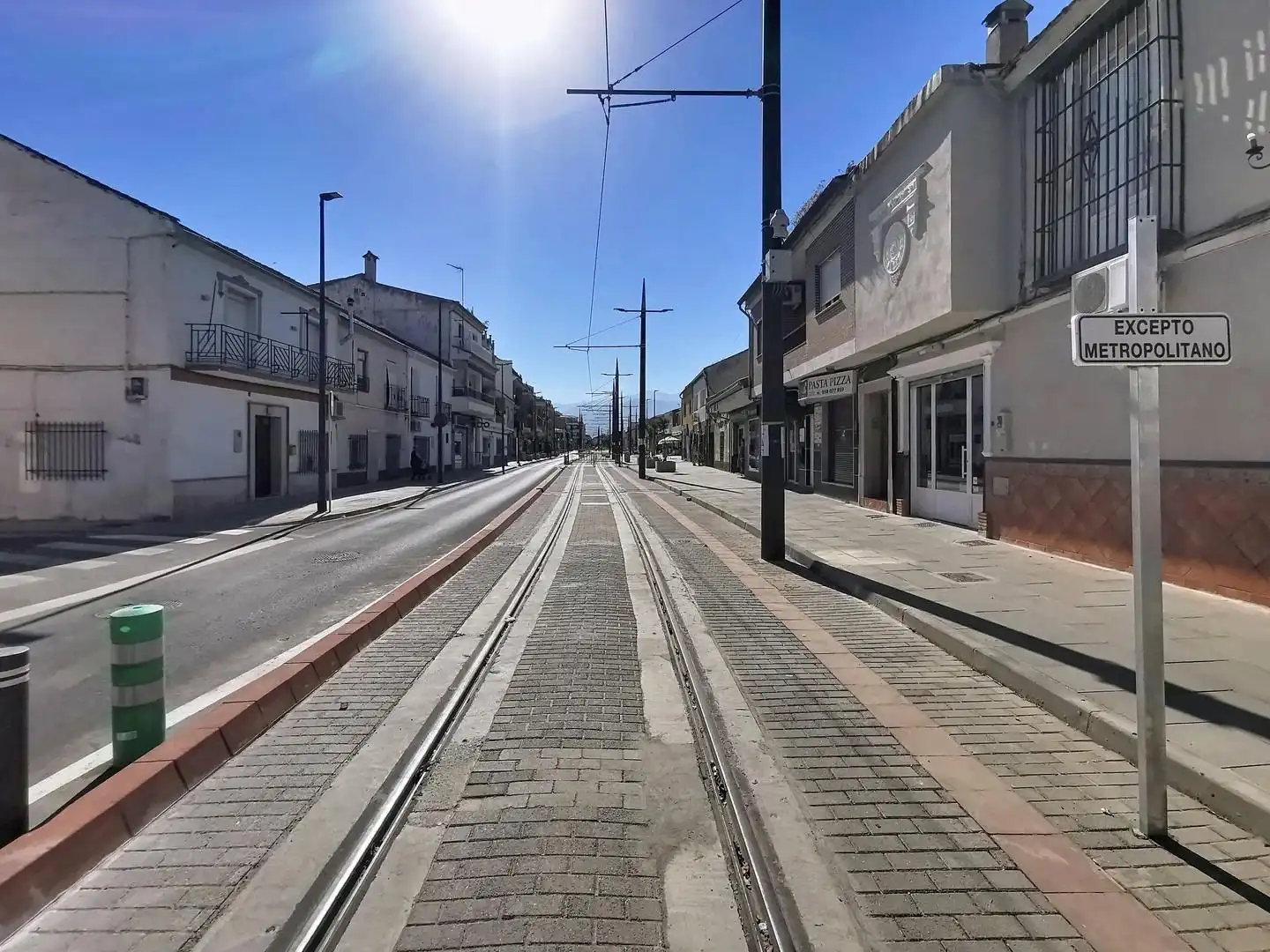 Vista exterior de Piso de alquiler en Churriana de la Vega con Calefacción y Balcón