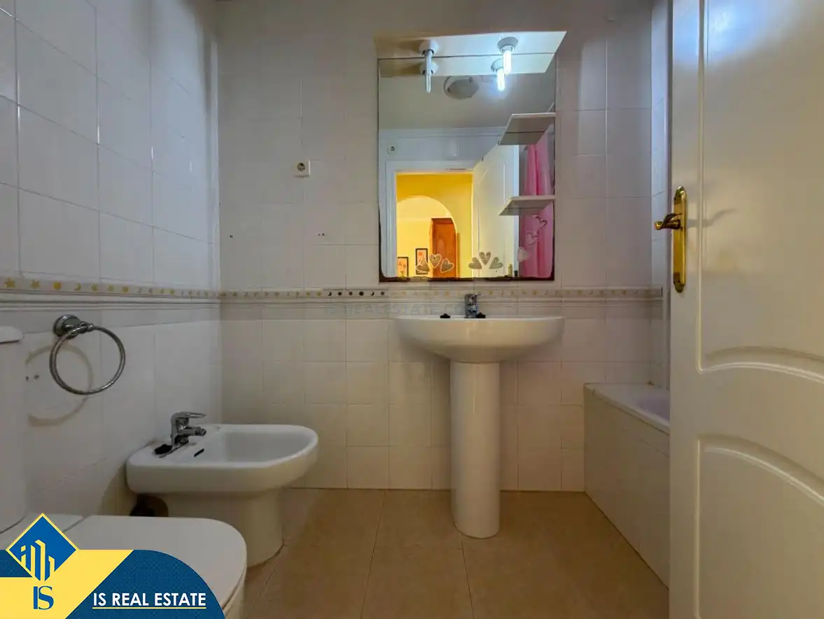 Baño de Casa o chalet en venta en Torrevieja con Calefacción, Jardín privado y Terraza