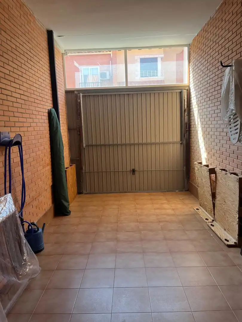 Parking of Houses for sale in Poblete  with Air Conditioner, Heating and Private garden