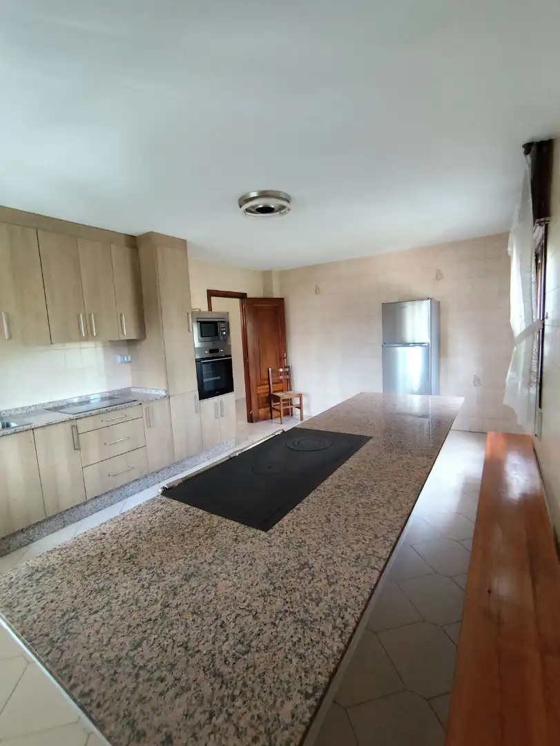 Cuina de Casa o xalet de lloguer en Palas de Rei amb Calefacció, Moblat i Forn