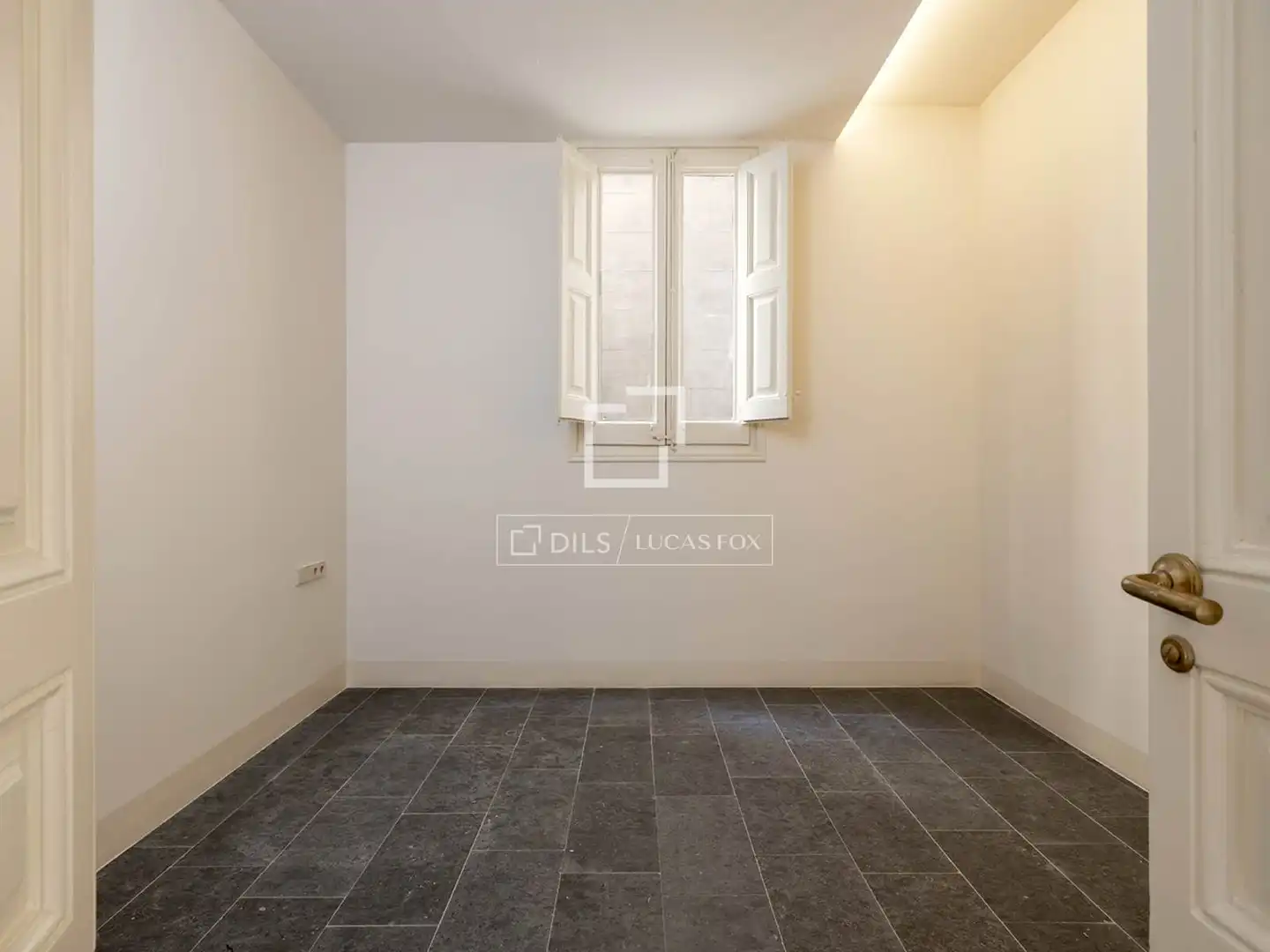 Piso con terraza en venta en Ciutat Vella, imagen 26