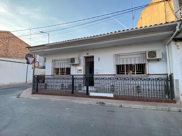 Casa en venta en Ceutí