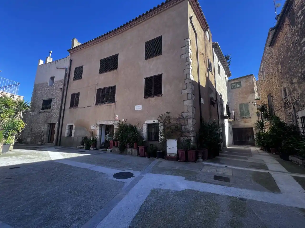 Vista exterior de Casa adosada de alquiler en Avinyonet de Puigventós con Aire acondicionado, Calefacción y Jardín privado