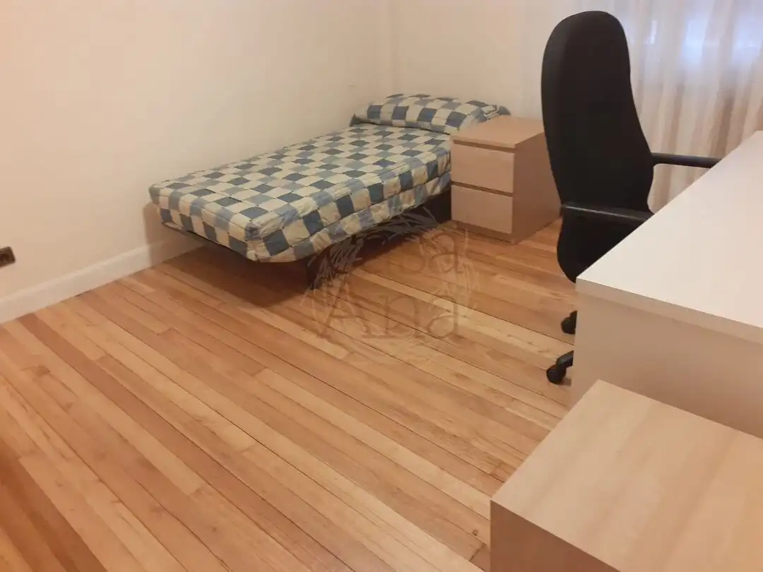 Habitación de Piso de alquiler en Bilbao  con Calefacción