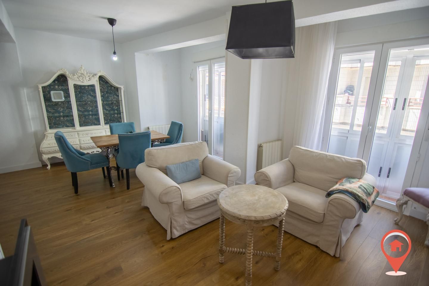 Sala d'estar de Pis en venda en Cuenca Capital amb Calefacció