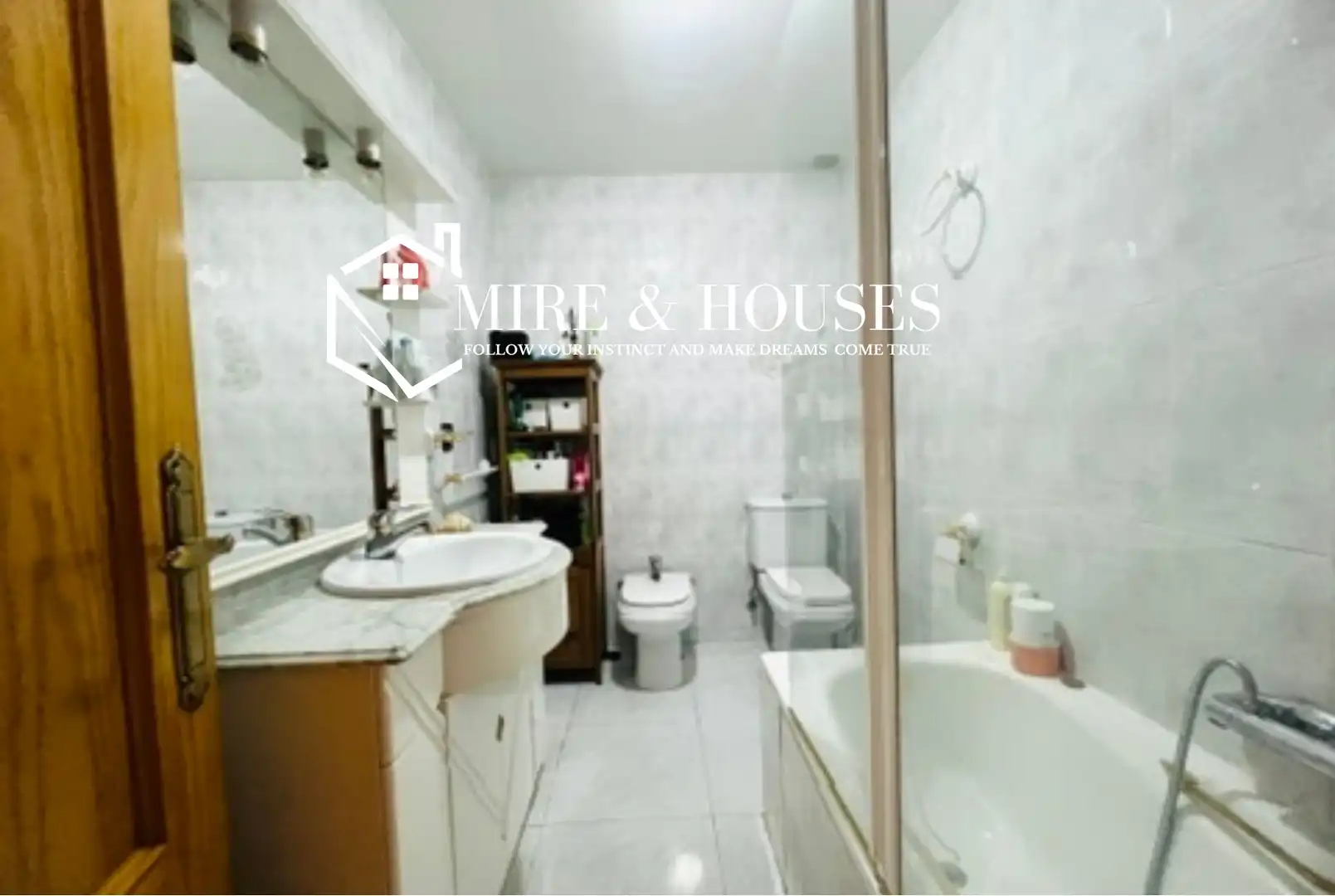 Habitación de Casa adosada en venta en El Molar (Madrid) con Calefacción, Jardín privado y Terraza