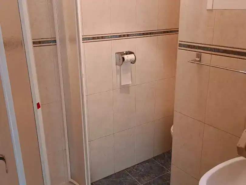 Bany de Pis en venda en Cuatro Caminos - Plaza de la Cubela