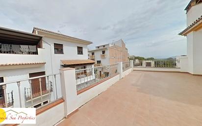 Vista exterior de Casa o xalet en venda en Guaro amb Aire condicionat, Terrassa i Moblat