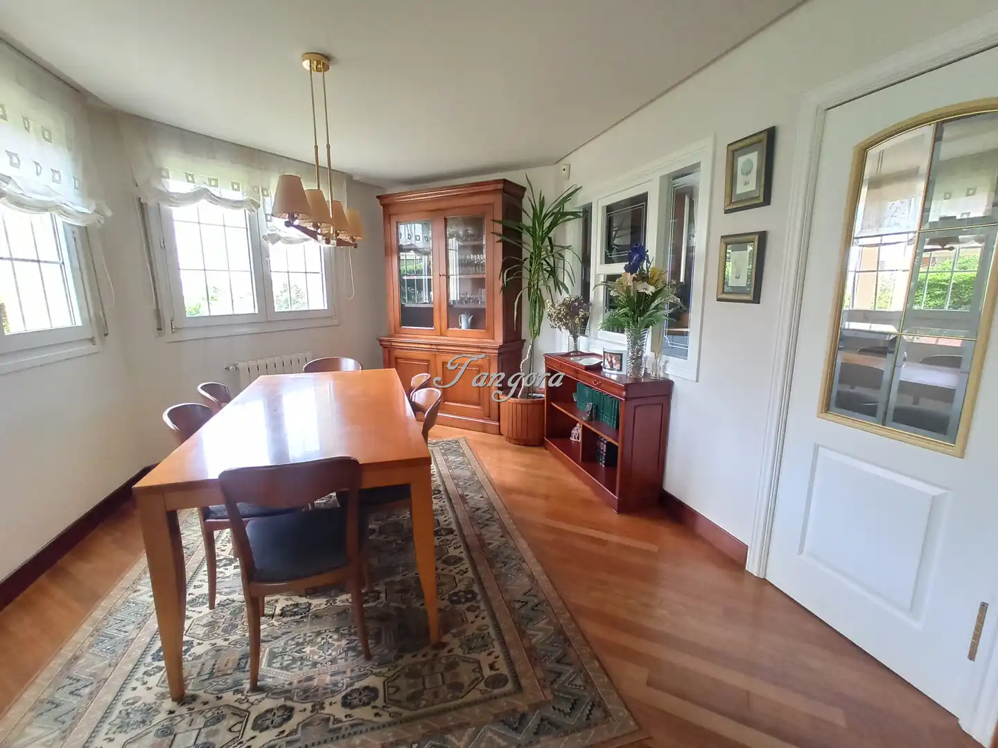 Comedor de Casa o chalet en venta en Getxo  con Calefacción, Jardín privado y Parquet