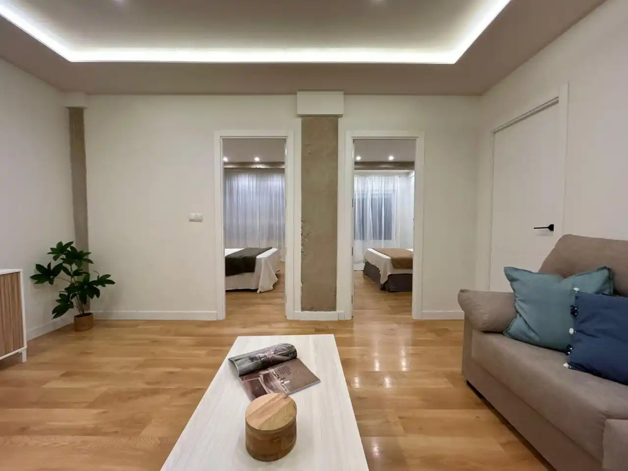 Sala de estar de Piso en venta en Granada con Aire acondicionado y Amueblado
