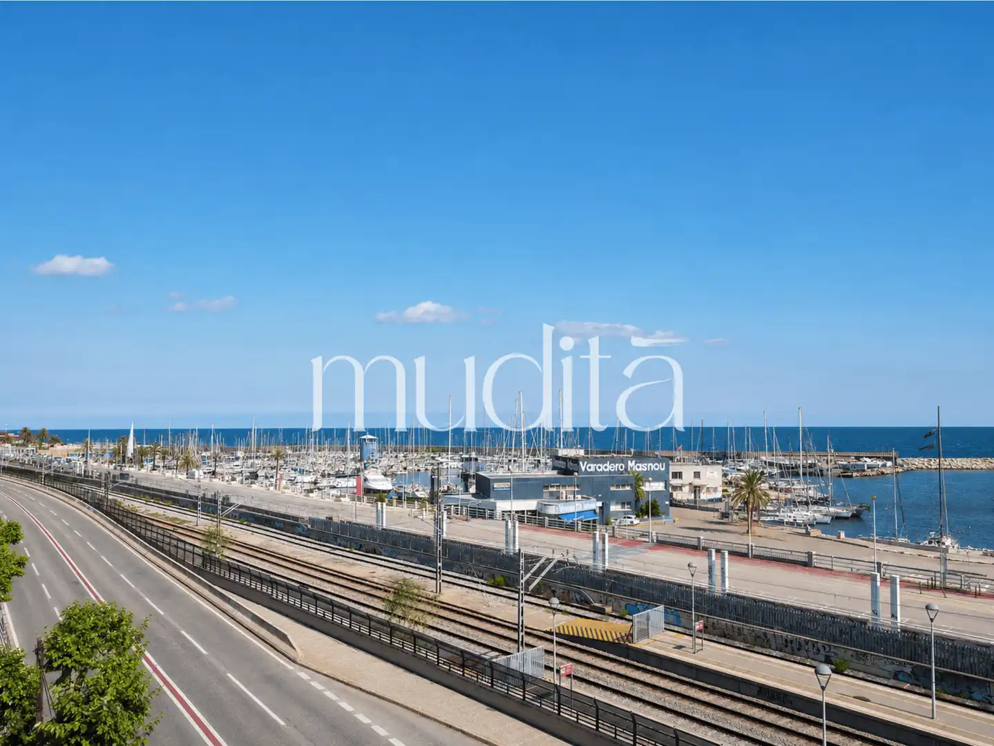 Casa adosada en venta en El Masnou con Trastero y Balcón