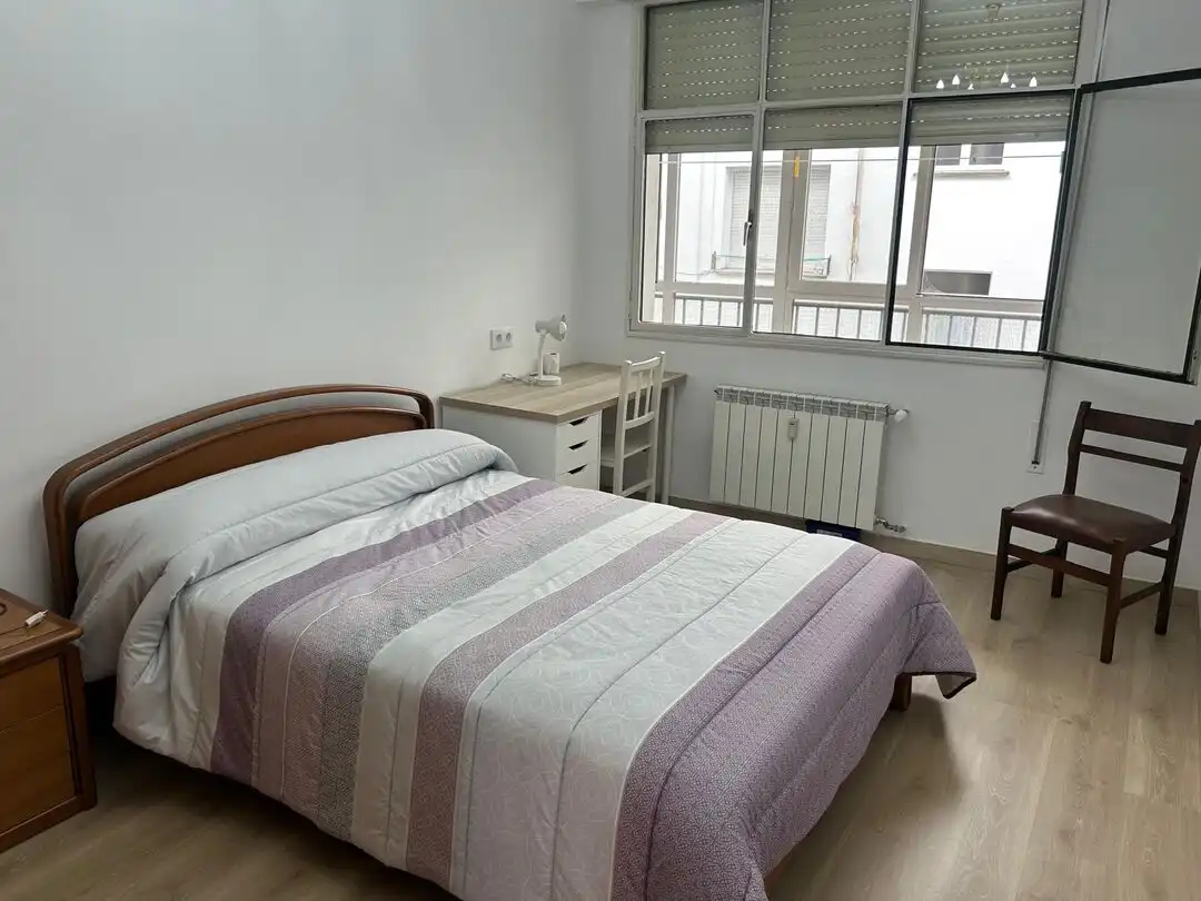 Schlafzimmer von Wohnung zur Miete in Vitoria - Gasteiz mit Heizung, Terrasse und Abstellraum