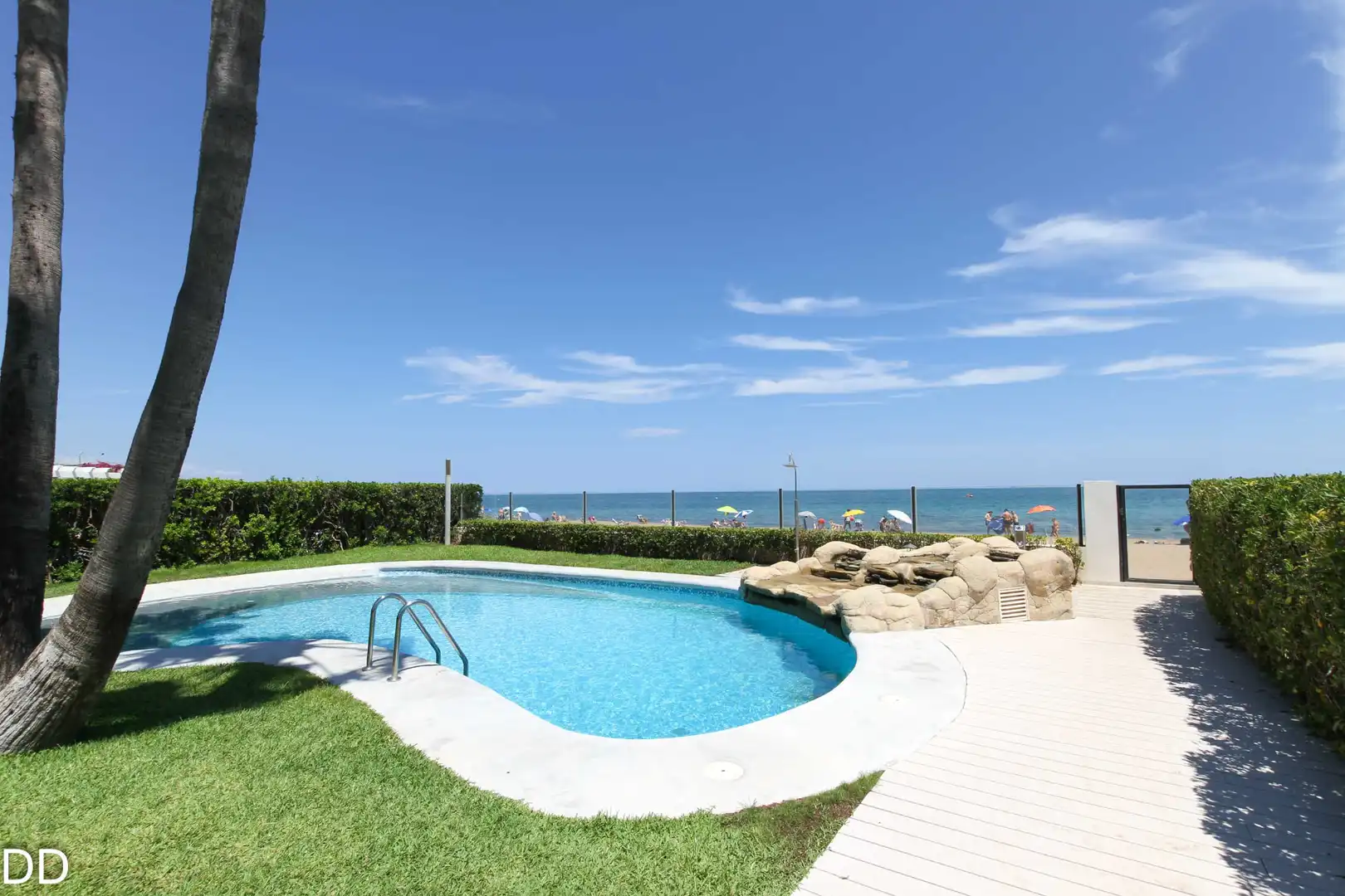 Piscina de Apartamento de alquiler en Dénia con Aire acondicionado, Terraza y Amueblado
