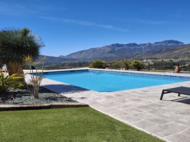 Casa rustica con piscina in vendita a Benissa pueblo