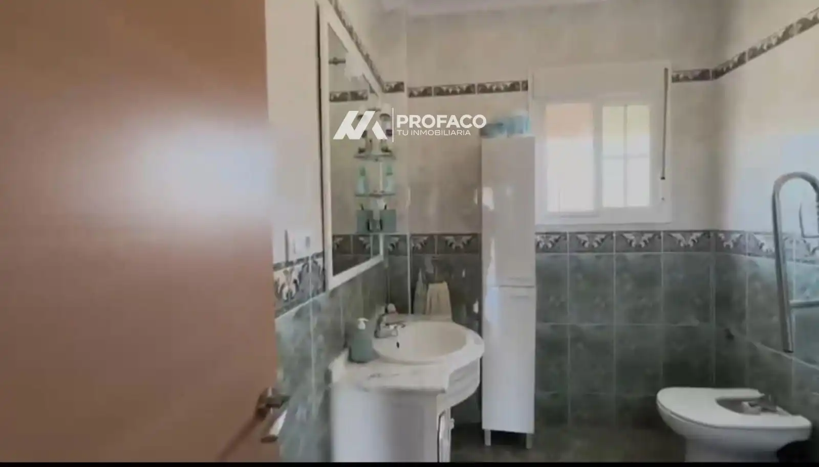 Bathroom of Houses for sale in Jerez de la Frontera  with Heating, Parquet flooring and Terrace