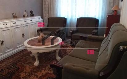 Sala d'estar de Pis en venda en Barakaldo  amb Calefacció