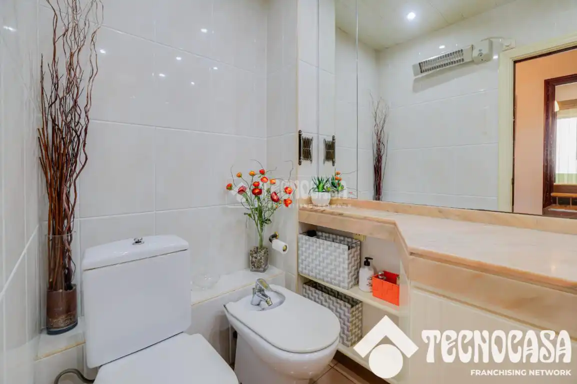 Baño de Ático en venta en Barcelona con Aire acondicionado, Calefacción y Terraza