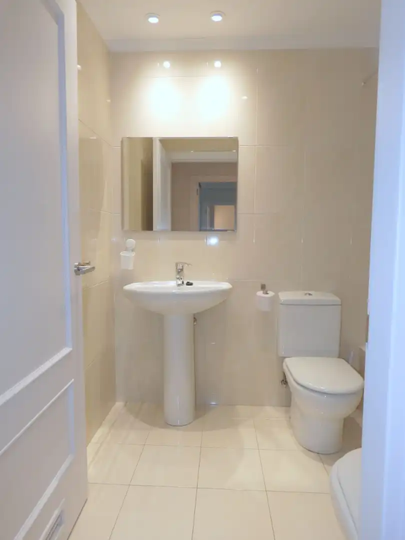 Bany de Apartament en venda en Bilbao  amb Calefacció, Parquet i Traster