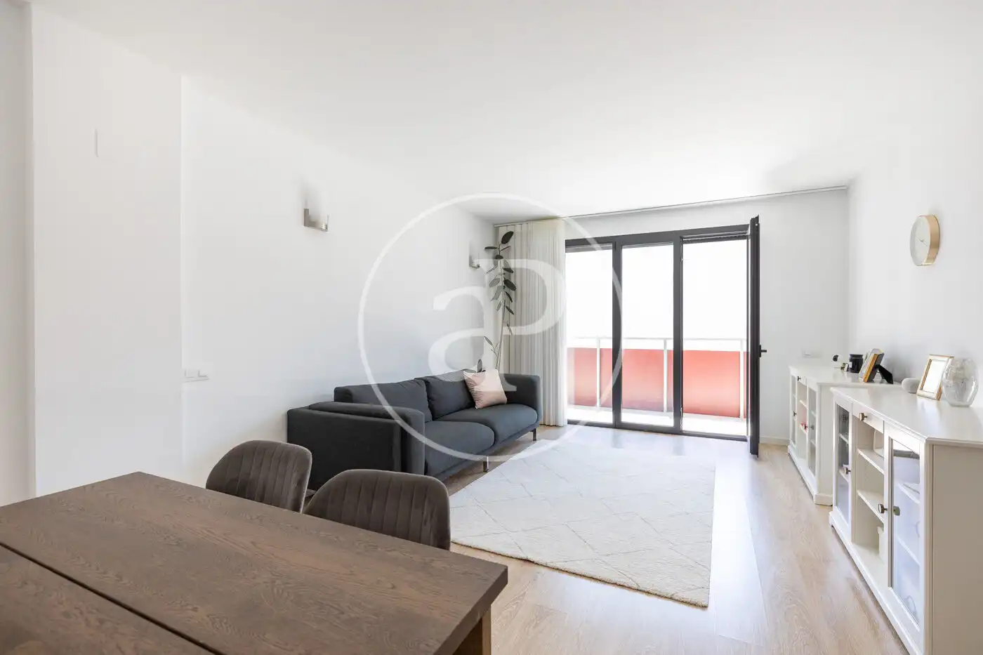 Sala de estar de Piso en venta en Sant Just Desvern con Aire acondicionado, Calefacción y Terraza