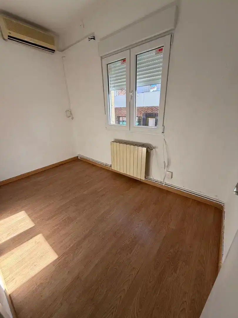 Wohnung zur Miete in Calle de Nicolás Usera, 111, Almendrales