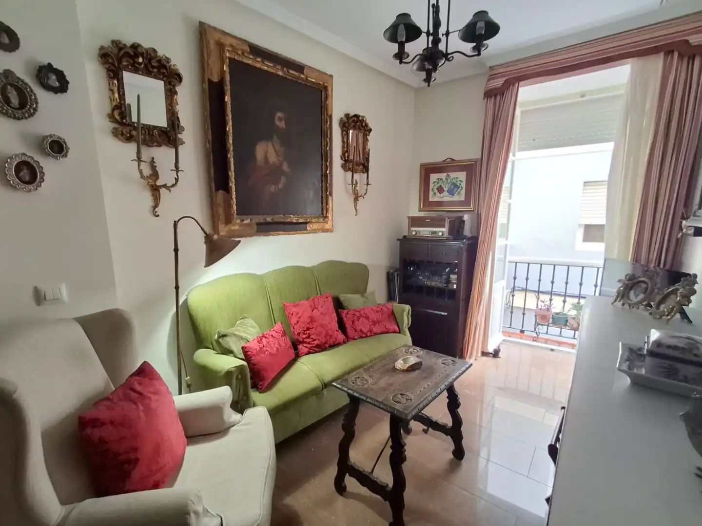Sala de estar de Piso en venta en Cádiz con Balcón