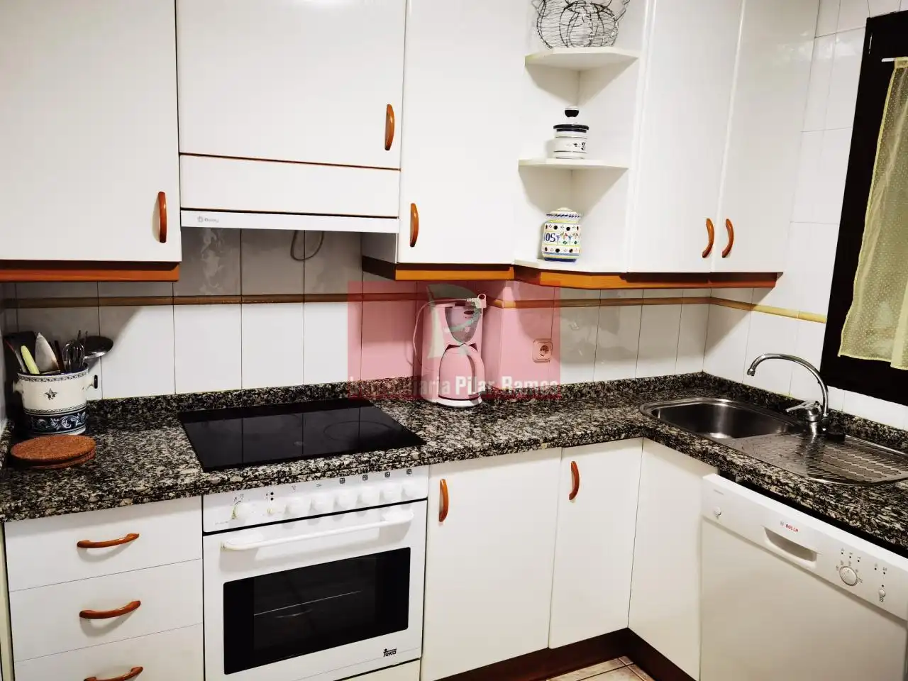 Küche von Wohnung zur Miete in León Capital  mit Heizung, Parkett und Terrasse