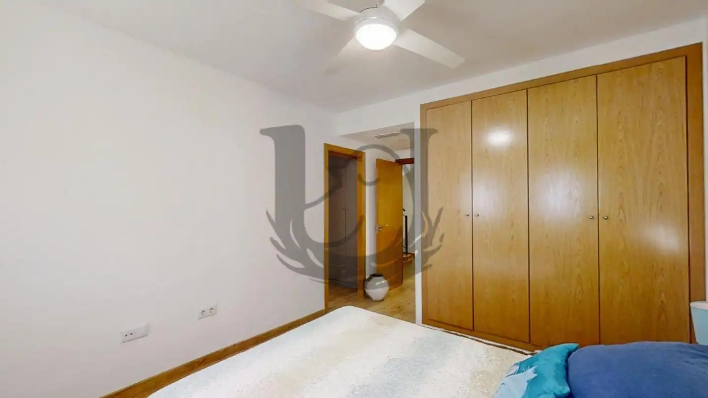 Bedroom of Attic for sale in Silla  with Air Conditioner, Heating and Terrace