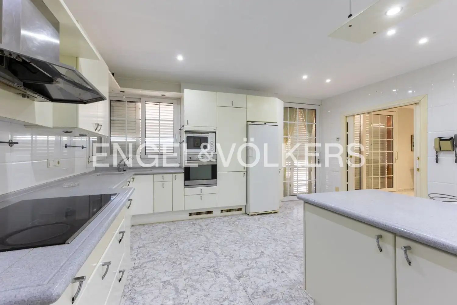 Casa con terraza en venta en Pueblo, imagen 4