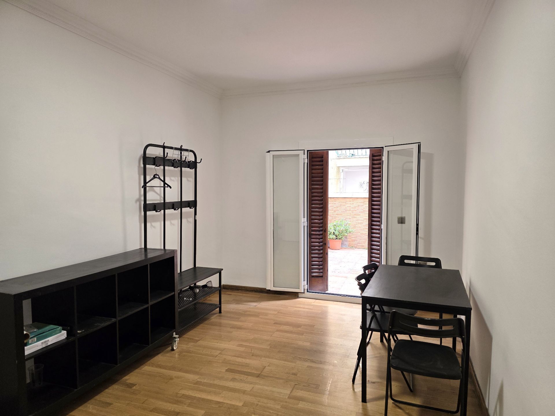 Flat for sale in  Barcelona Capital  with Heating and Private garden