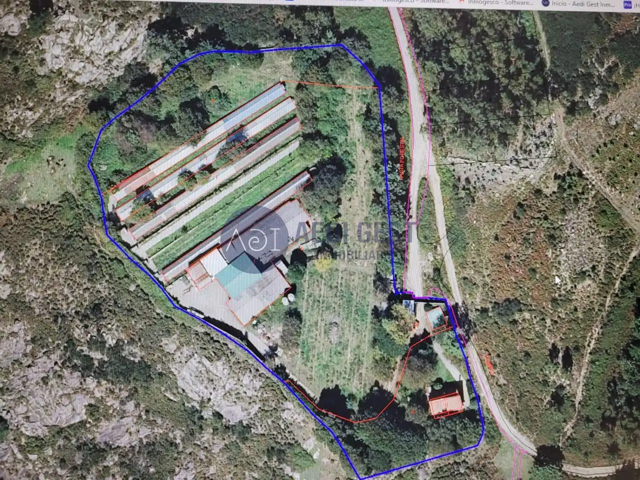 Nave industrial en venta en Gondomar