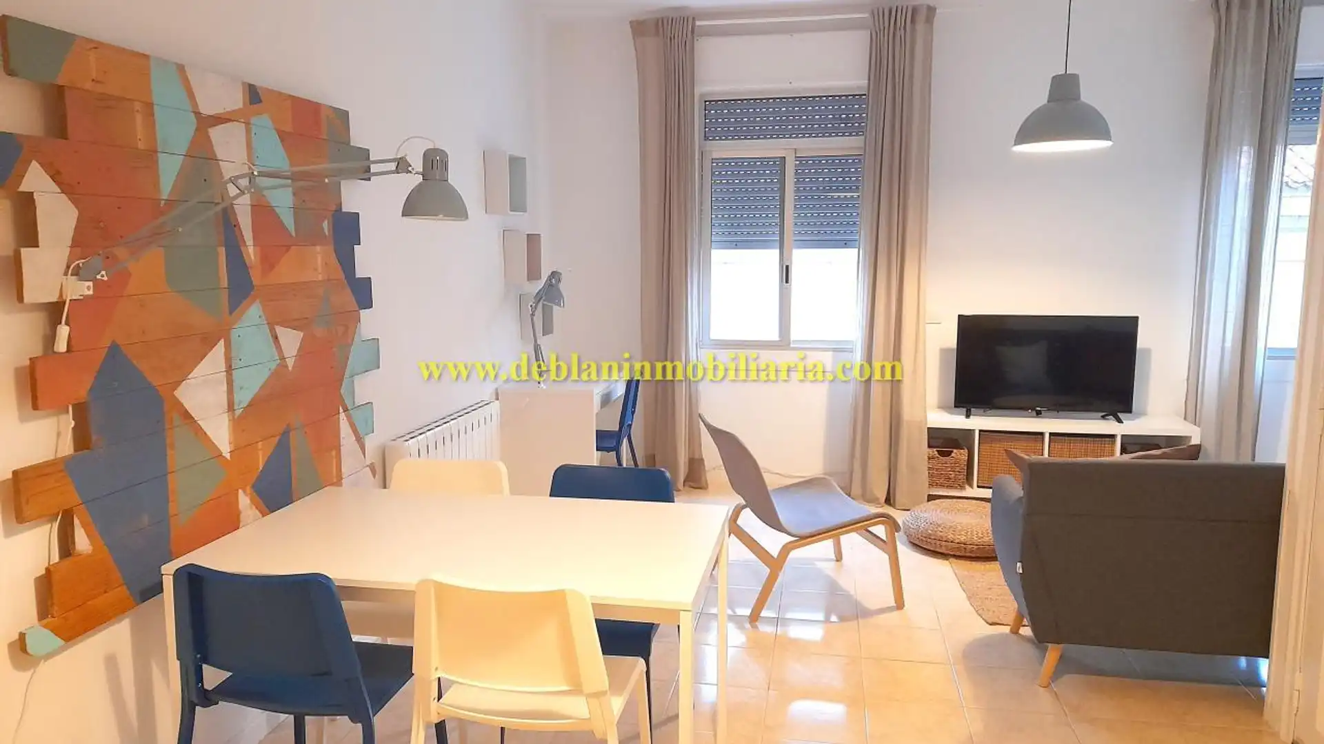 Sala de estar de Piso de alquiler en Tui con Calefacción y Amueblado