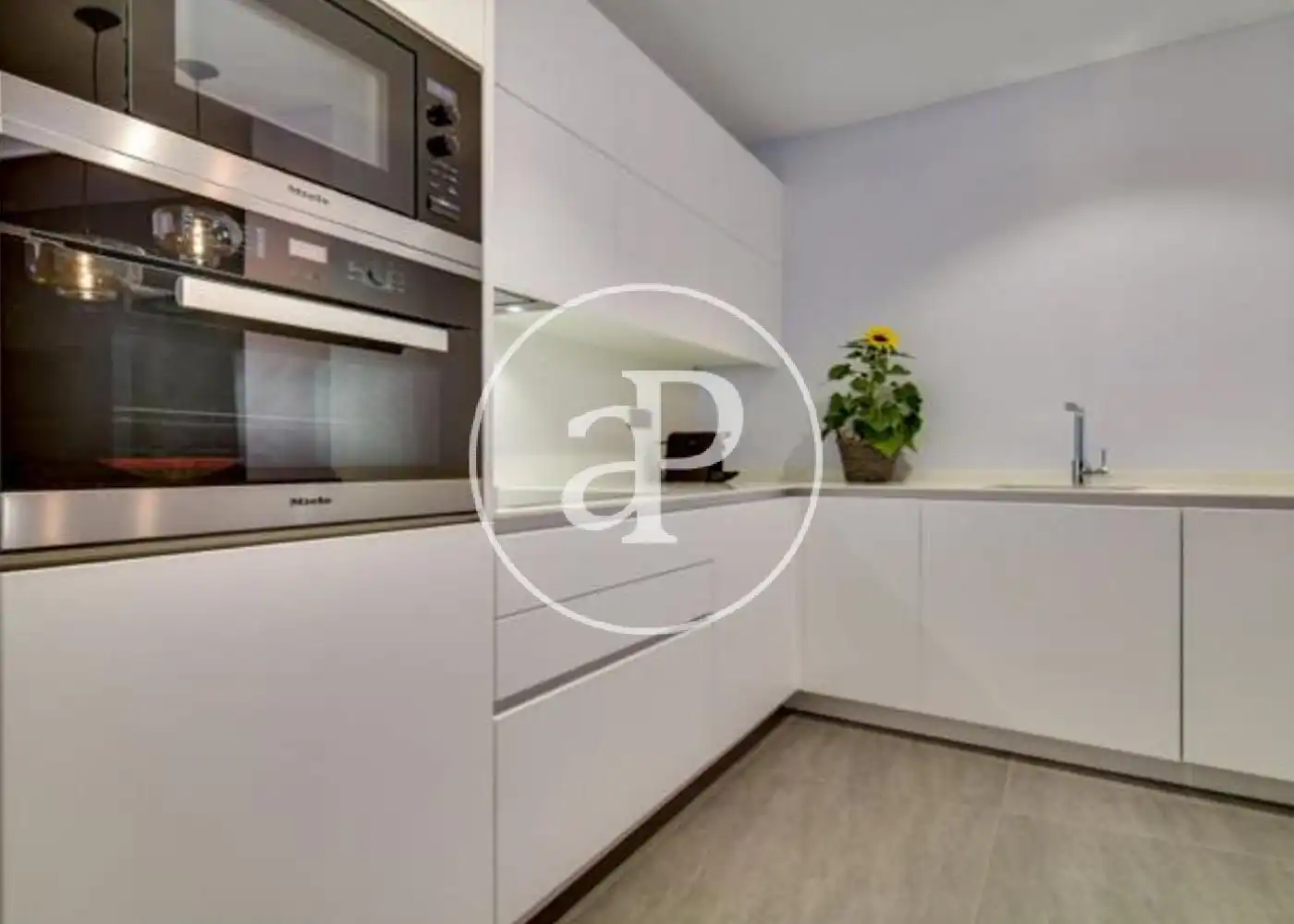 Maisonette zur Miete in C. de Fernando VI, Justicia - Chueca