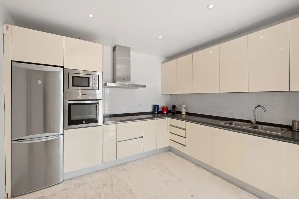 Cocina de Planta baja en venta en Ojén con Aire acondicionado, Jardín privado y Terraza