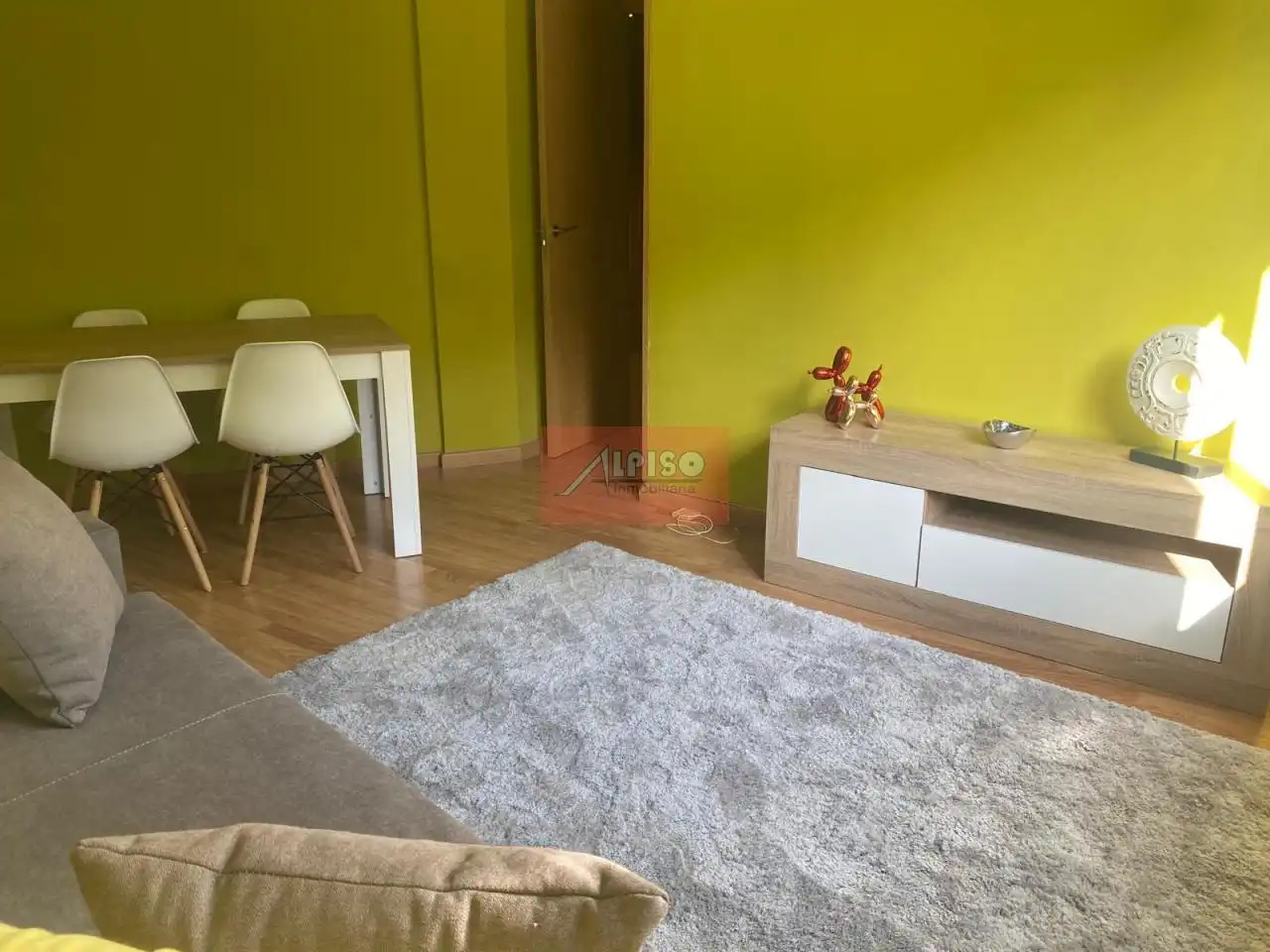 Habitación de Apartamento de alquiler en Ourense Capital  con Calefacción y Parquet
