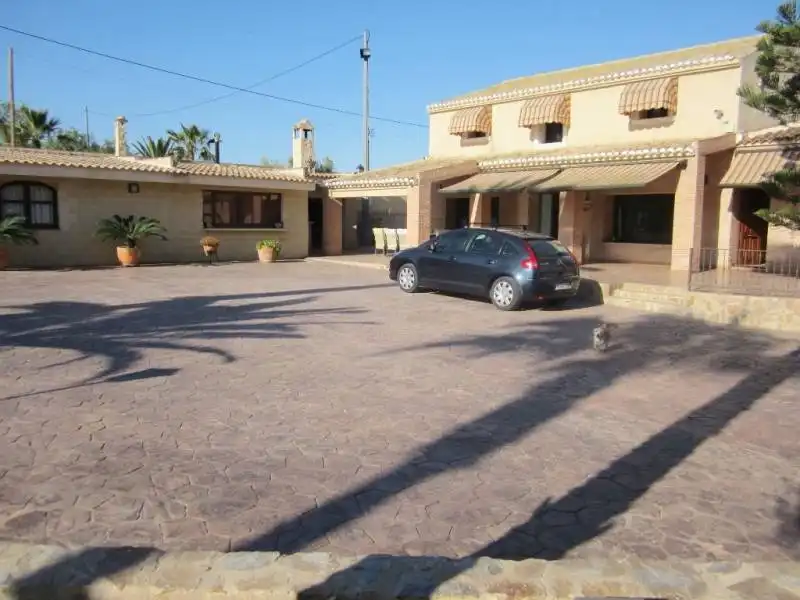 Exterior view of Houses for sale in Alicante / Alacant  with Air Conditioner, Heating and Private garden