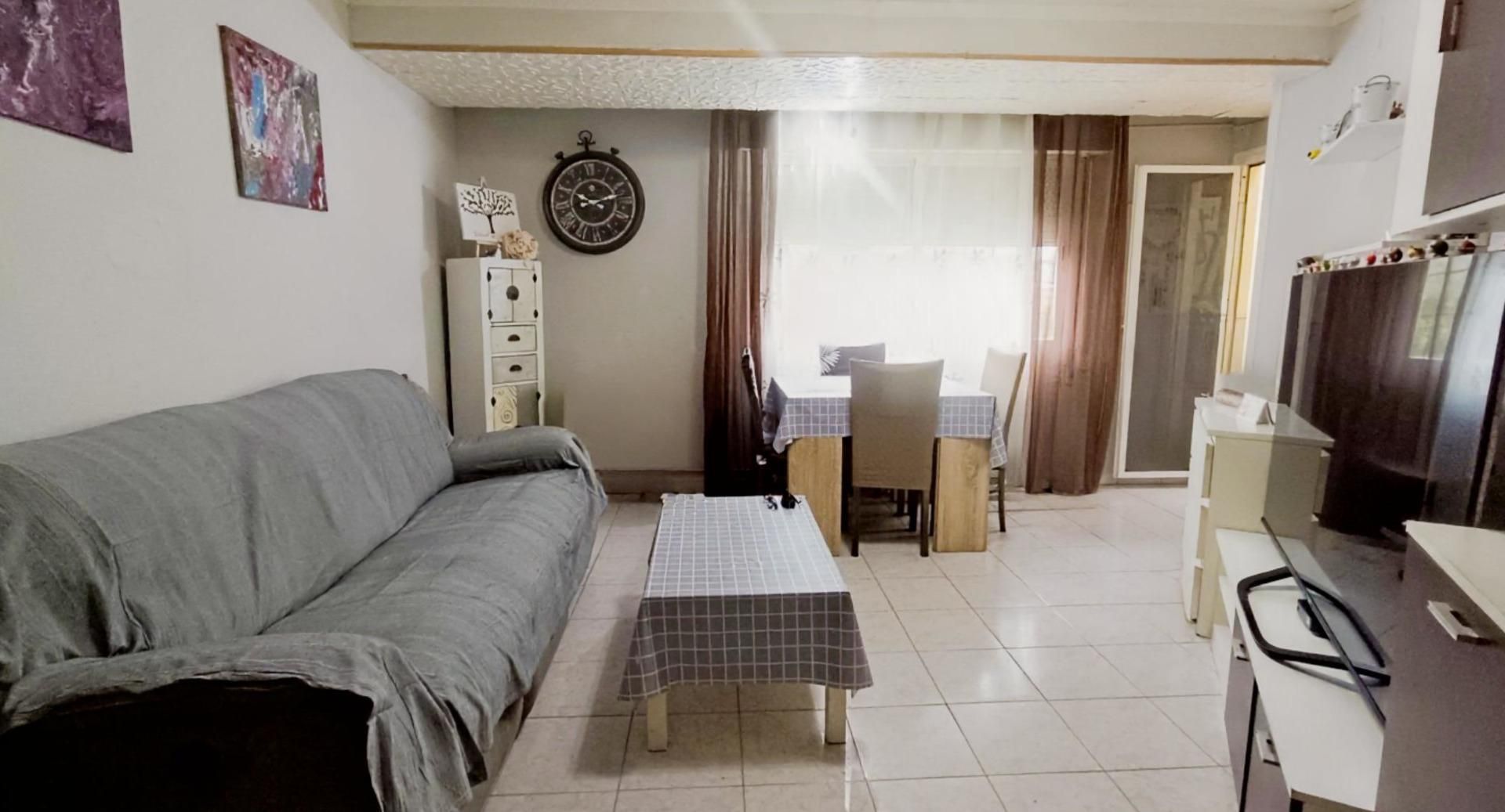 Sala d'estar de Apartament en venda en Sant Pere de Ribes amb Balcó