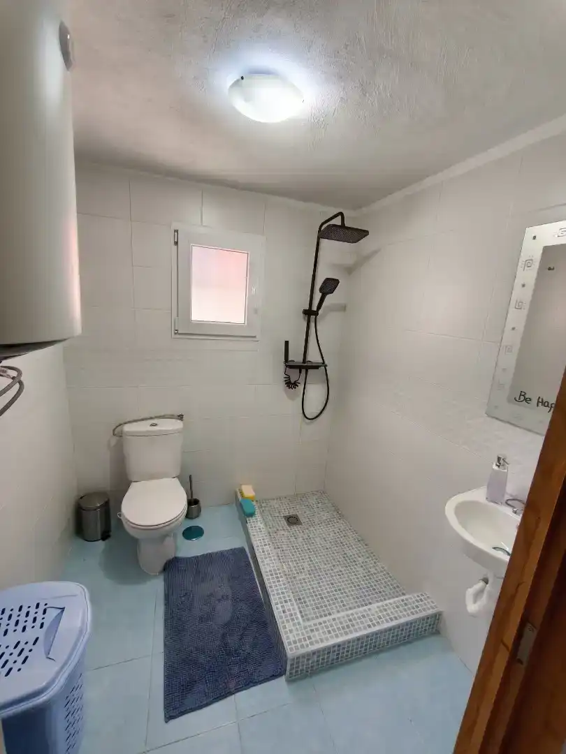 Bathroom of Houses for rent in Algeciras  with Private garden, Furnished and Balcony