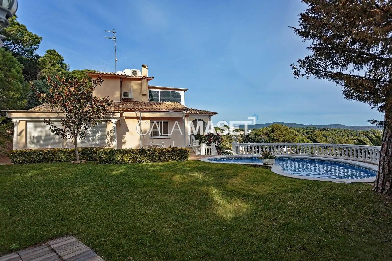 Außenansicht von Haus oder Chalet zum Verkauf in Calonge i Sant Antoni mit Heizung, Privatgarten und Terrasse