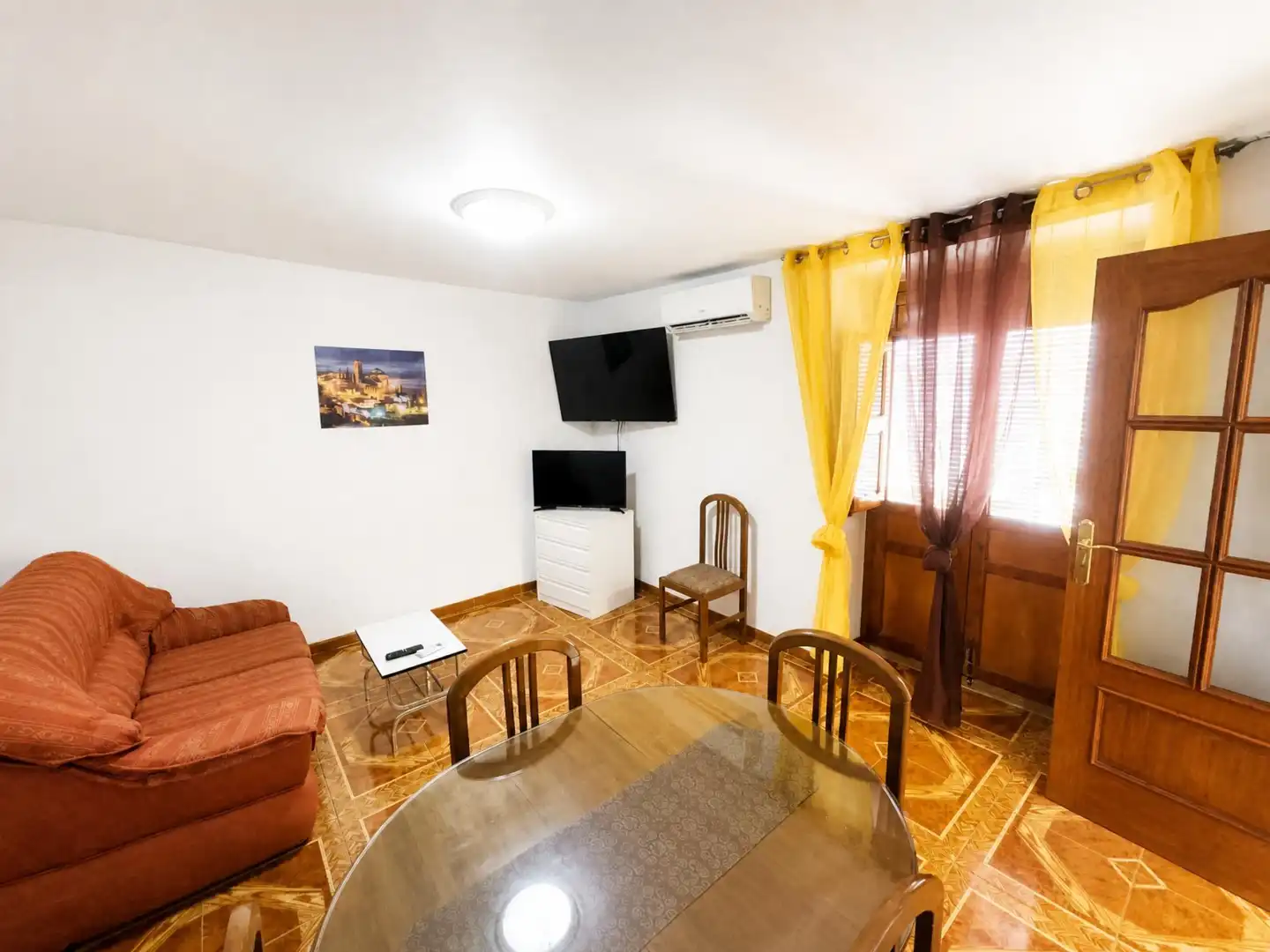 Sala d'estar de Finca rústica en venda en Quesada