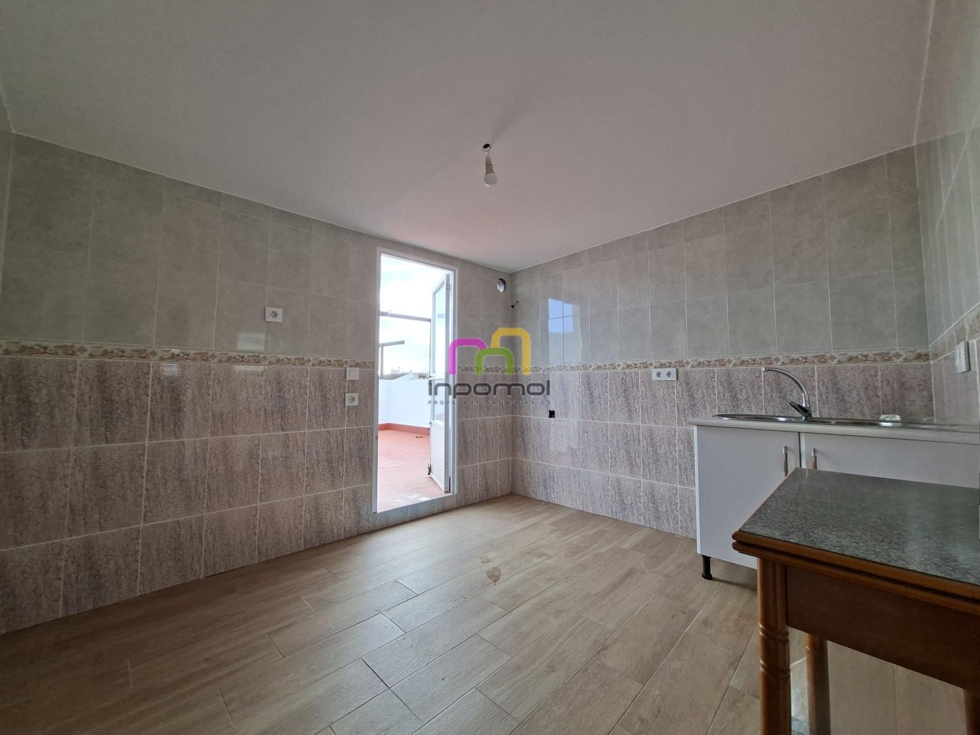 Cuina de Apartament en venda en Badajoz Capital amb Aire condicionat, Terrassa i Traster