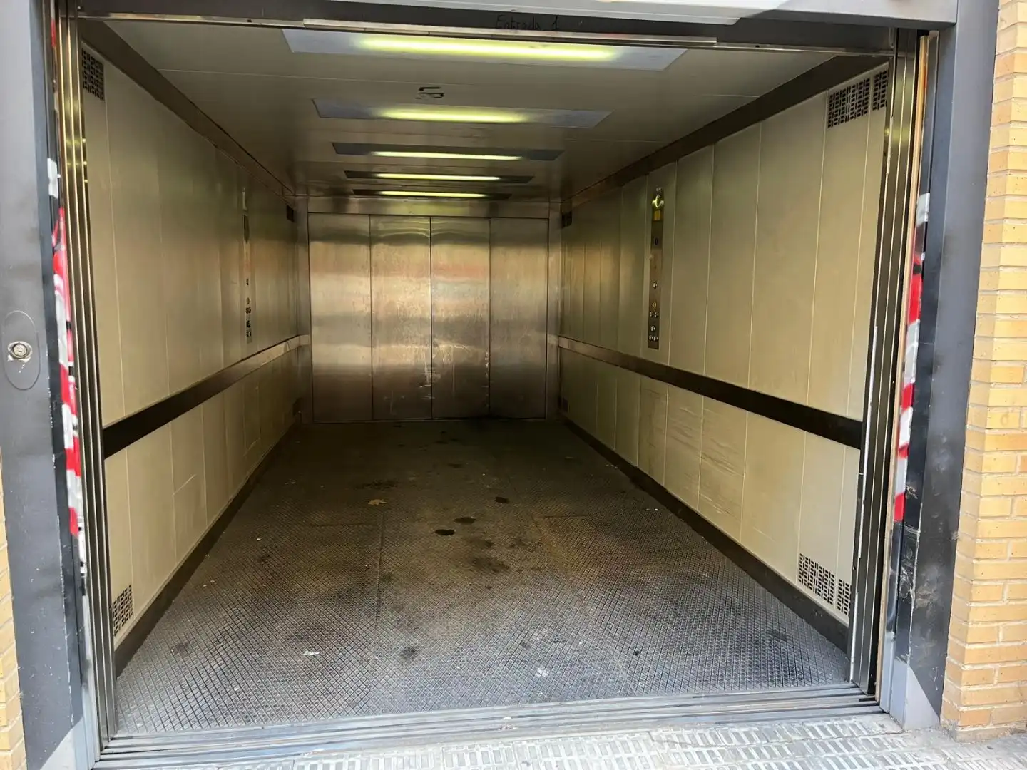 Garaje en venta en Zamora Capital 