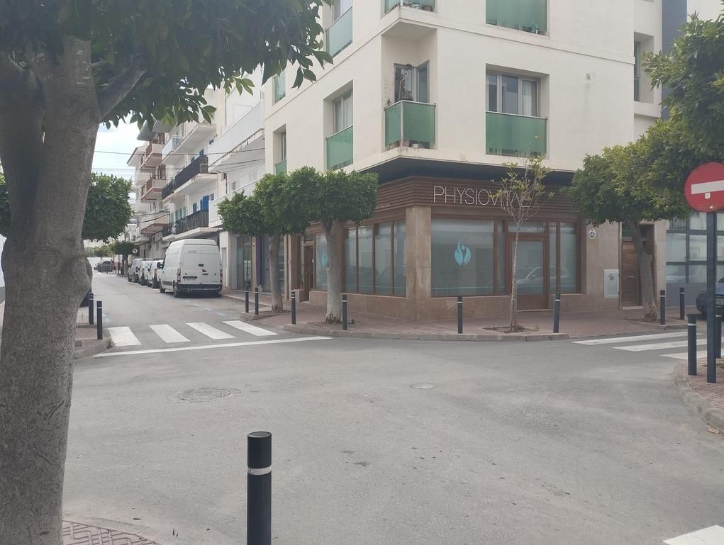 Vista exterior de Planta baja en venta en Sant Antoni de Portmany con Aire acondicionado, Parquet y Terraza