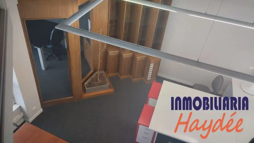 Office for sale in Getxo   with Air Conditioner, Heating and Storage room
