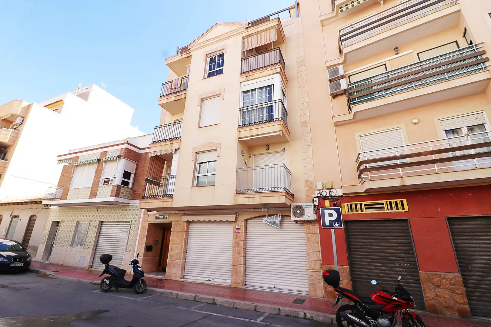 Ático con ascensor en venta en Carrer Miguel Hernández