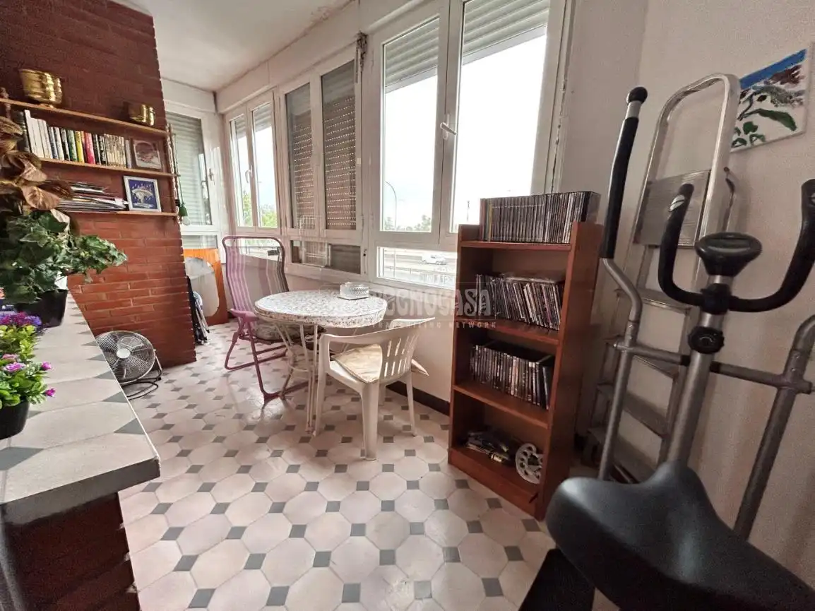 Balcony of Flat for sale in Madrid  with Air Conditioner and Heating